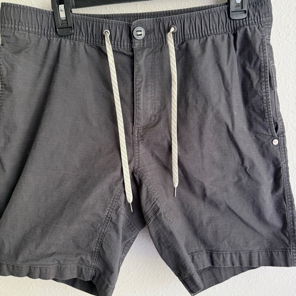 Vuori Ripstop Charcoal Short Mens Large Drawstring Cargo Gorpcore Grey - Picture 10 of 11